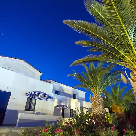 Peninsula & Resort 4*
